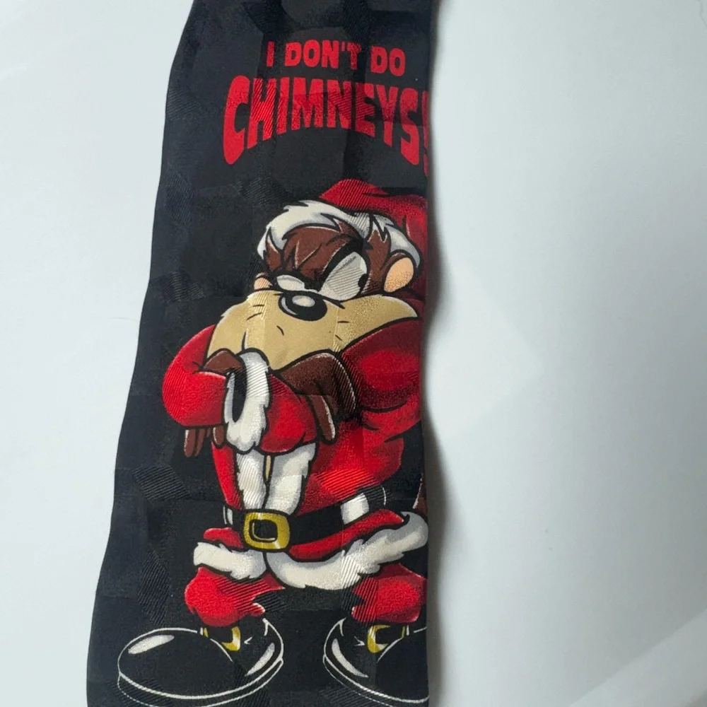 VINTAGE 1996 WARNER BROS LOONEY TUNES MANIA NECKTIE I DONT DO CHIMNEYS